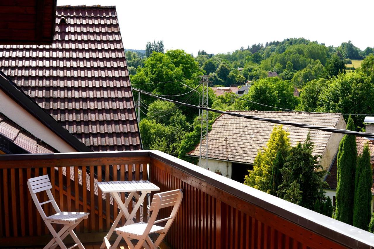 Penzion Pod Zdanovem Nezdice Extérieur photo