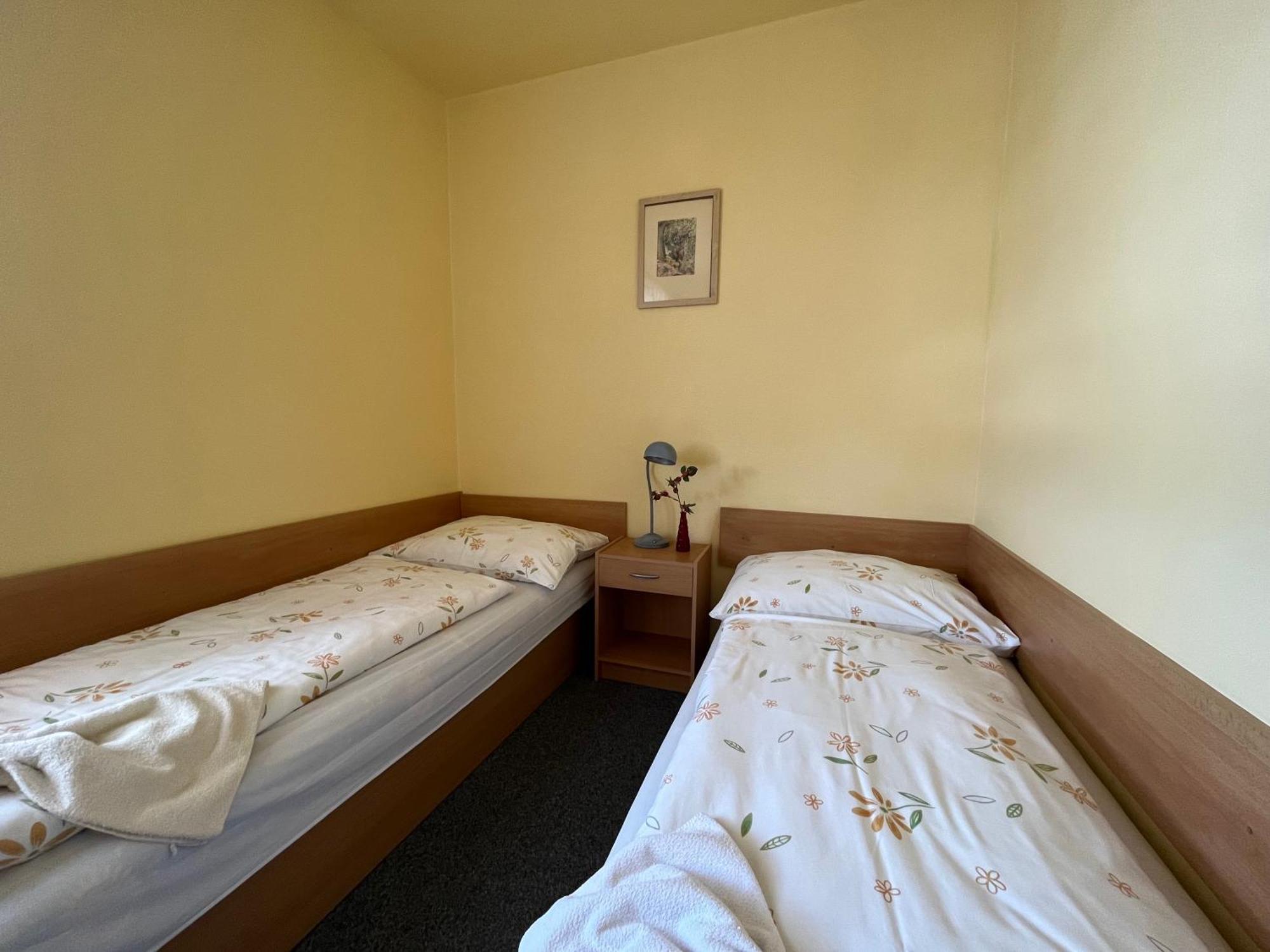 Penzion Pod Zdanovem Nezdice Extérieur photo